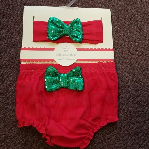 Baby Essentials Other - Infants diaper cover and headband size 0-6months